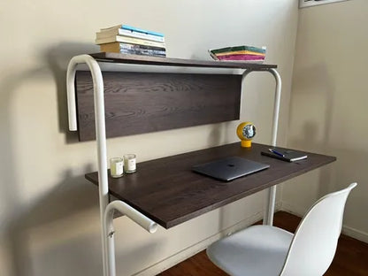Escritorio De Hierro  Y Madera Con Estante Superior Höllsen