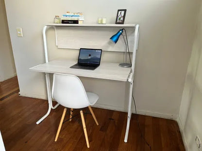 Escritorio De Hierro  Y Madera Con Estante Superior Höllsen